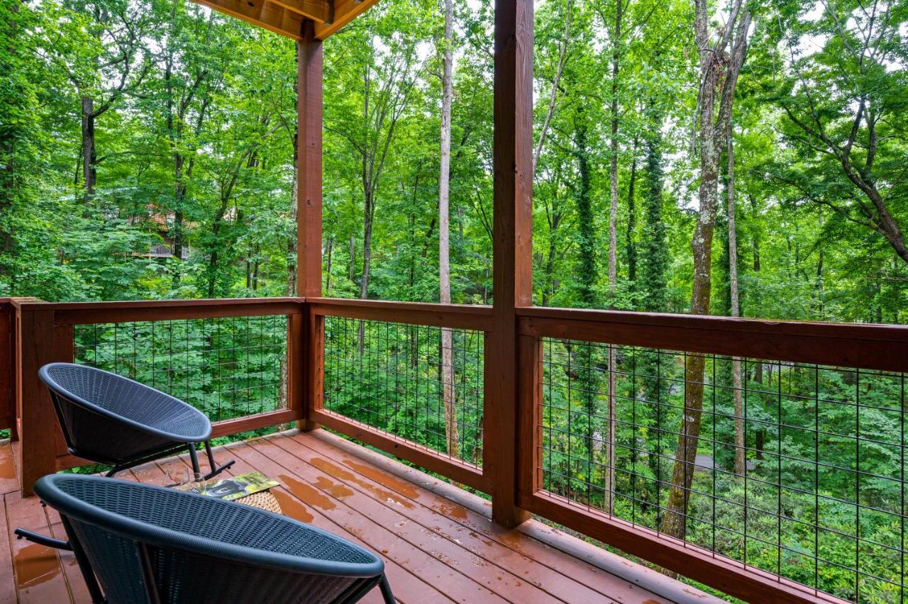 New Cozy Mountain Cabin Hot Tub Near Downtown Gatlinburg Exterior photo